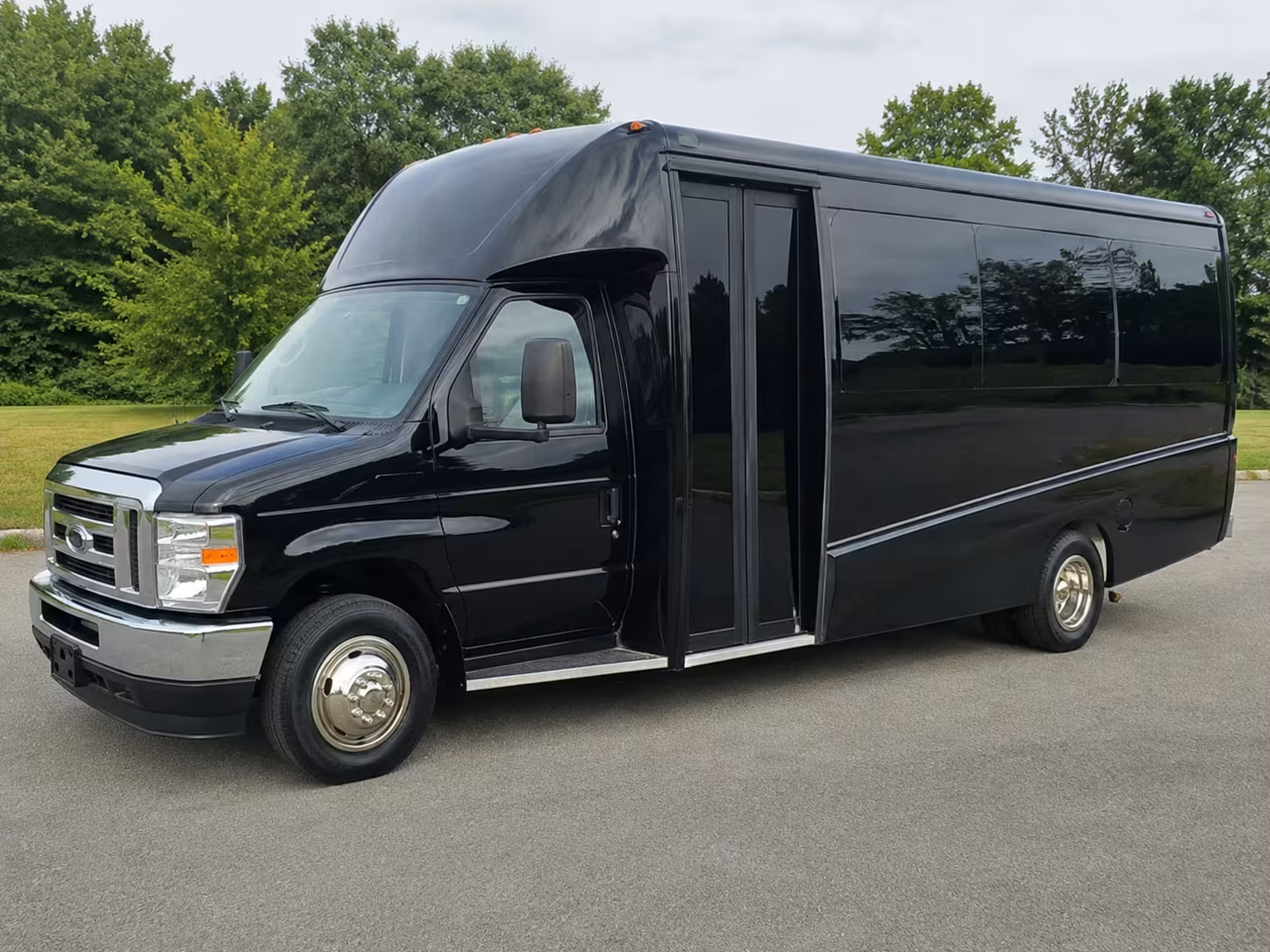 20 passenger minibus