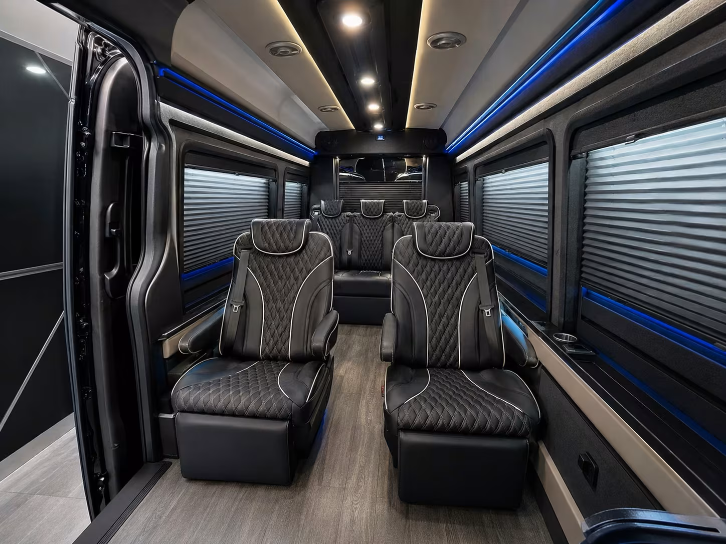 convention center and event venue airport transfers in southfield