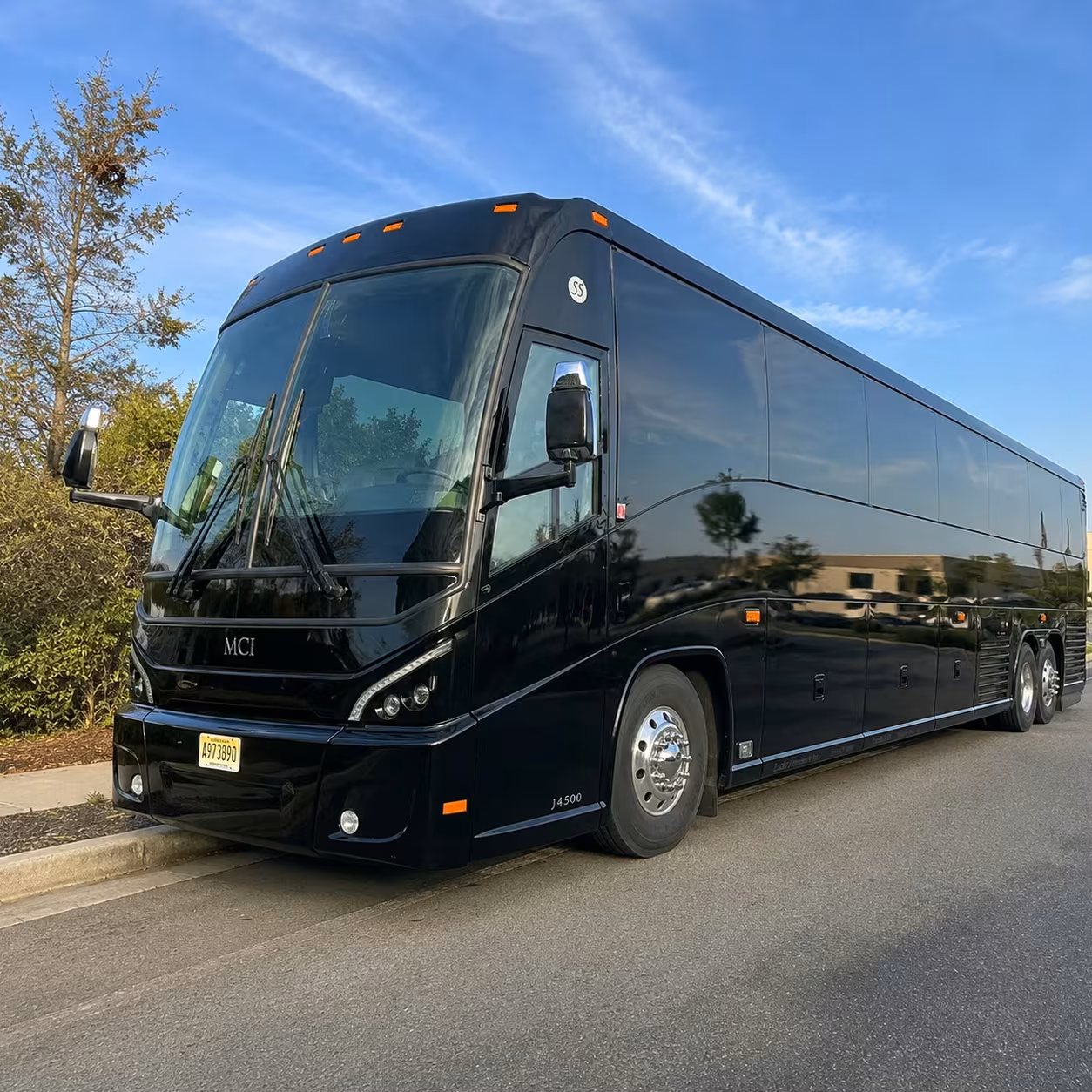 daily commuter shuttle buses for southfield s corporate corridor