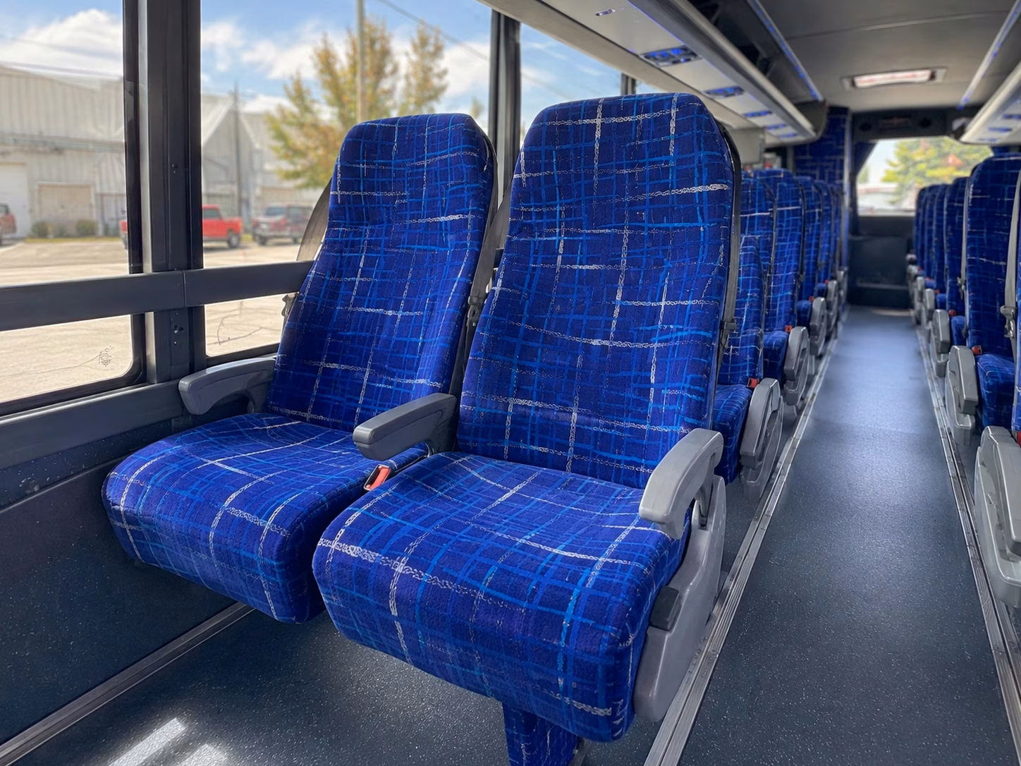 detroit lions game day bus rentals from southfield to ford field