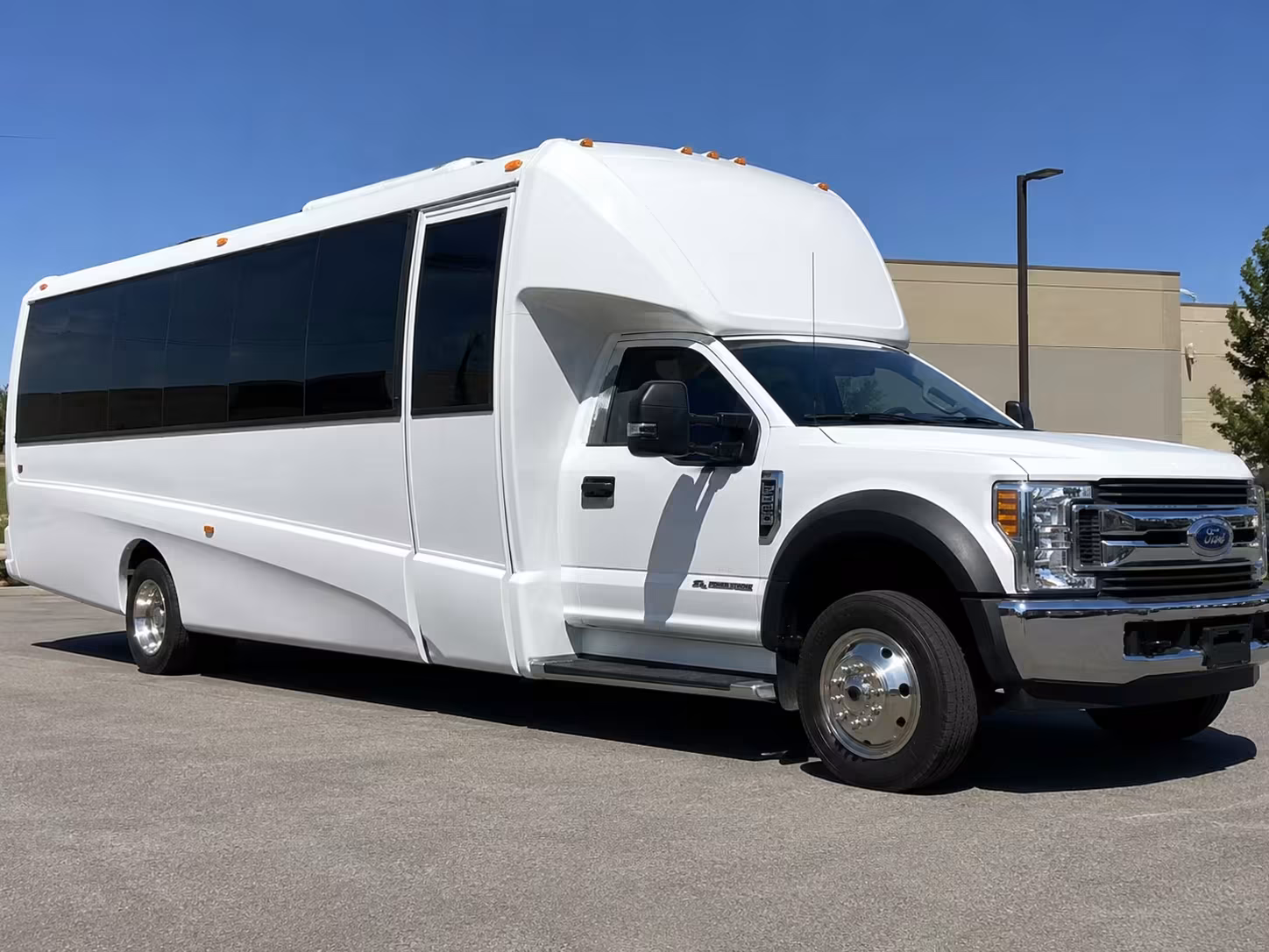southfield airport transfer shuttle bus services
