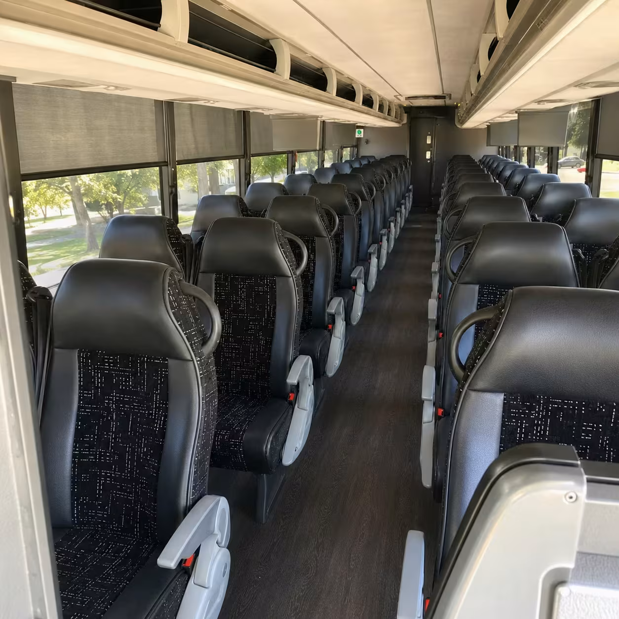 southfield long distance charter bus rentals to chicago and cleveland