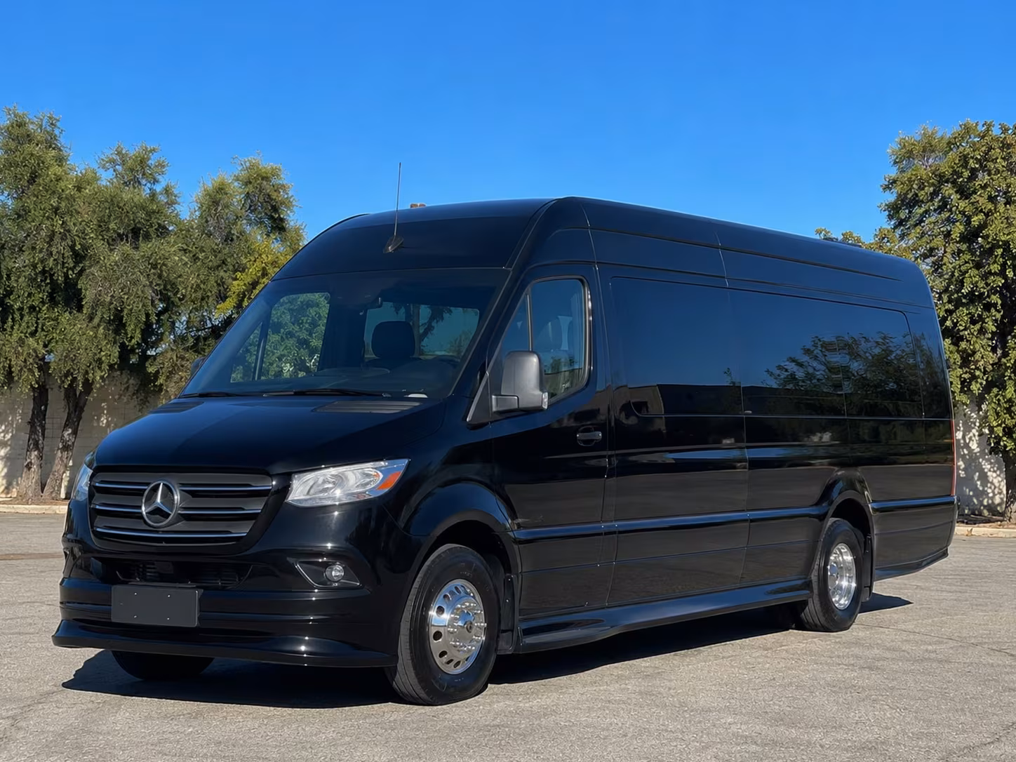 transportation serving southfield and nearby cities